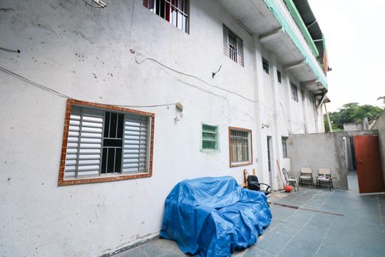 Casa à venda com 6 quartos, 720m² em Jardim Santo Antonio, São Paulo