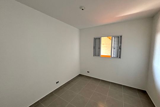 Quarto 1 de casa para alugar com 2 quartos, 54m² em Jardim Dayse, Ferraz de Vasconcelos