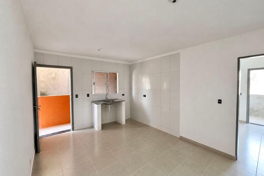 Cozinha  de casa para alugar com 2 quartos, 54m² em Jardim Dayse, Ferraz de Vasconcelos
