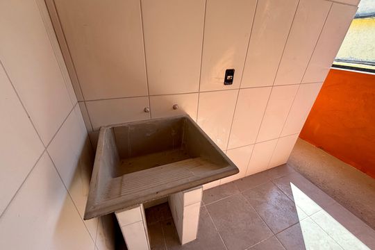 Área de serviço de casa para alugar com 1 quarto, 36m² em Jardim Dayse, Ferraz de Vasconcelos