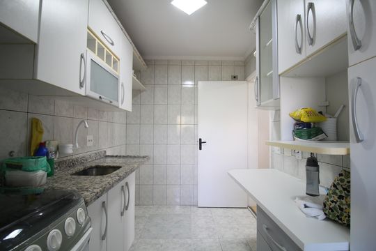 Cozinha - Armários de apartamento para alugar com 3 quartos, 70m² em Panamby, São Paulo