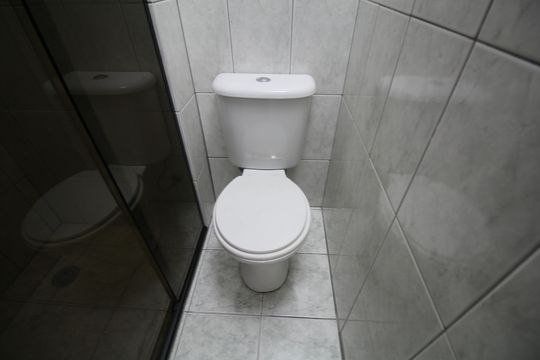 Banheiro de apartamento para alugar com 3 quartos, 70m² em Panamby, São Paulo