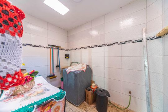Área de Serviço de casa à venda com 3 quartos, 133m² em Jardim Irene, Santo André
