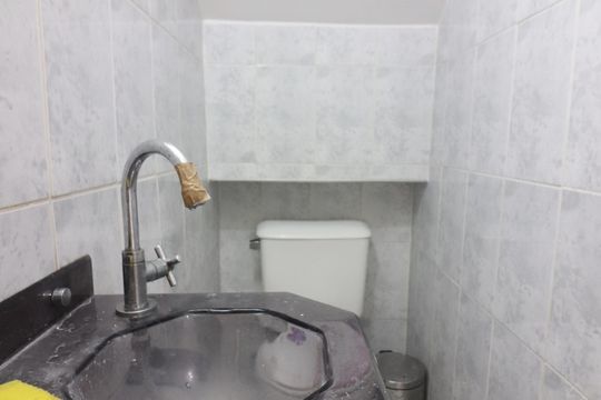 Lavabo  de casa de condomínio para alugar com 2 quartos, 160m² em Cooperativa, São Bernardo do Campo