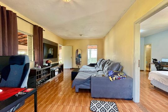 Casa para alugar com 1 quarto, 210m² em Santa Cruz, Belo Horizonte