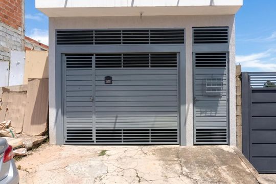 Fachada de casa à venda com 5 quartos, 150m² em Colinas da Anhanguera, Santana de Parnaíba