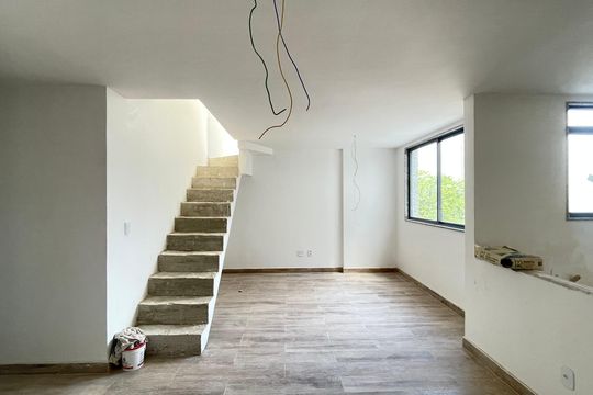 Sala de apartamento à venda com 2 quartos, 68m² em Vila Isabel, Rio de Janeiro