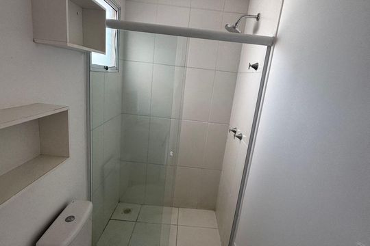 Banheiro de apartamento para alugar com 2 quartos, 56m² em Parque Gabriel, Hortolândia