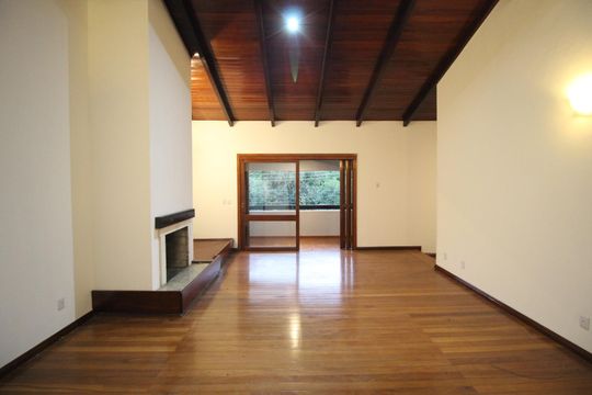 Casa à venda com 5 quartos, 290m² em Jardim Itu, Porto Alegre