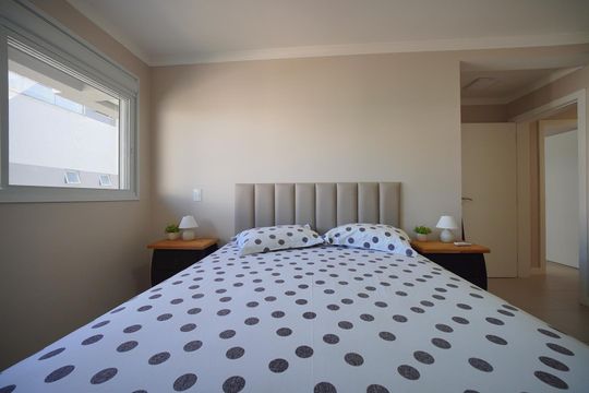 Suíte 2 de apartamento para alugar com 2 quartos, 106m² em Ingleses Norte, Florianópolis