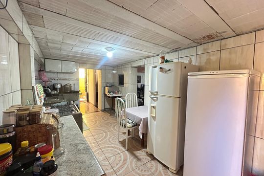 Casa à venda com 6 quartos, 250m² em Vereda, Contagem