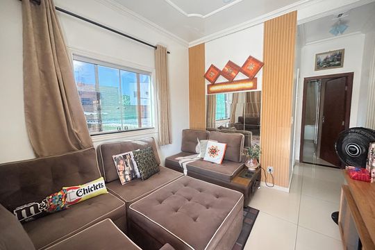 Casa à venda com 6 quartos, 250m² em Vereda, Contagem