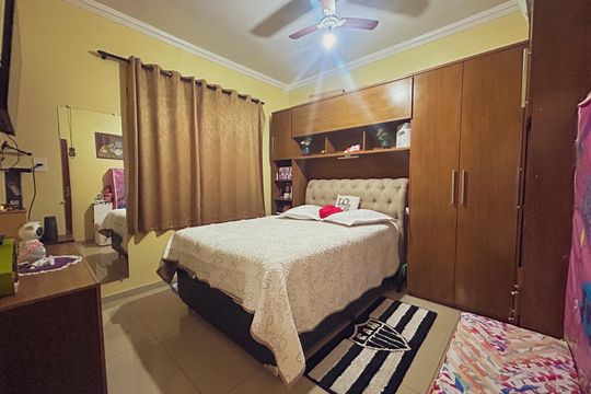 Casa à venda com 6 quartos, 250m² em Vereda, Contagem