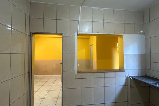 Casa à venda com 6 quartos, 250m² em Vereda, Contagem