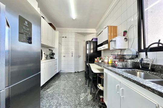 Cozinha de apartamento à venda com 3 quartos, 170m² em Vila Mascote, São Paulo