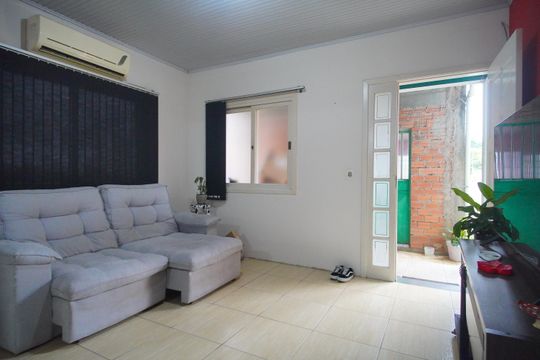 Sala de casa à venda com 4 quartos, 195m² em Feitoria, São Leopoldo