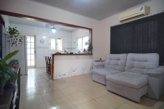Casa à venda com 4 quartos, 195m² em Feitoria, São Leopoldo
