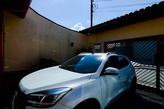 Garagem de casa à venda com 3 quartos, 350m² em Vila Galvão, Guarulhos
