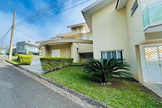 Área externa de casa à venda com 4 quartos, 400m² em Caxambu, Jundiaí