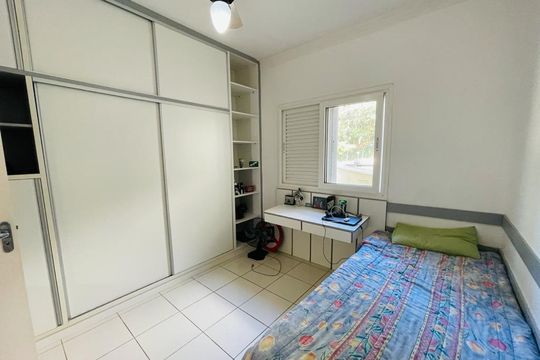 Quarto de casa à venda com 4 quartos, 400m² em Caxambu, Jundiaí
