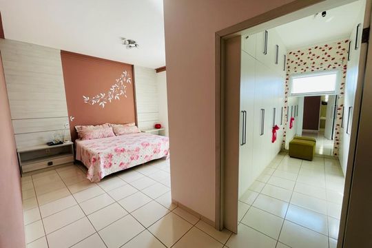 Quarto de casa à venda com 4 quartos, 400m² em Caxambu, Jundiaí