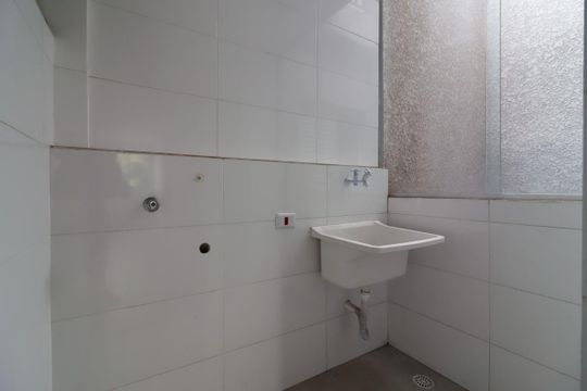 Área de Serviço de casa à venda com 2 quartos, 37m² em Parque Paineiras, São Paulo