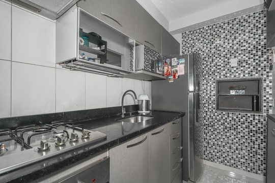Cozinha de apartamento à venda com 3 quartos, 64m² em Passo das Pedras, Porto Alegre