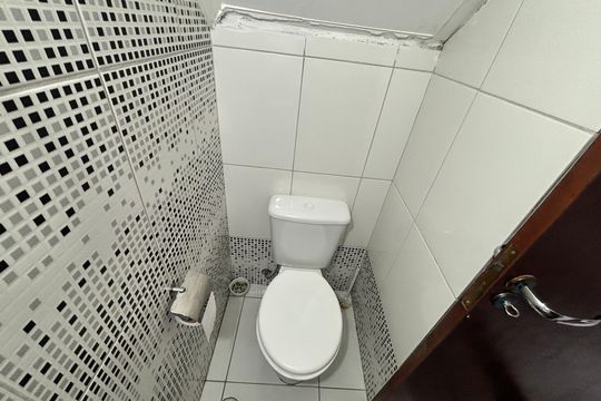 Banheiro 1 de casa à venda com 2 quartos, 60m² em Parque Boturussu, São Paulo