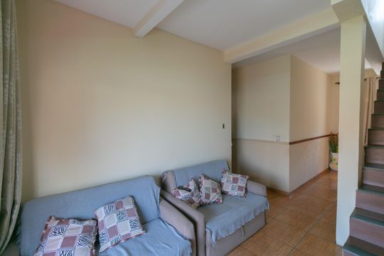 Casa à venda com 3 quartos, 168m² em Canaa, Belo Horizonte