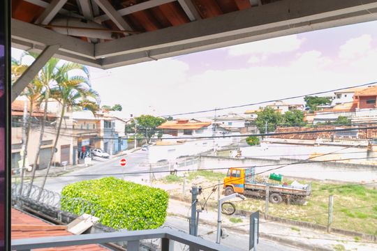 Casa à venda com 3 quartos, 168m² em Canaa, Belo Horizonte