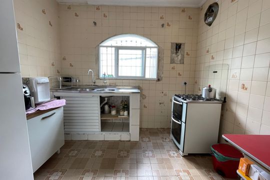 Casa à venda com 3 quartos, 250m² em Vila Nossa Senhora do Retiro, São Paulo