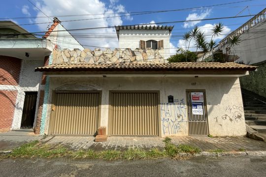 Casa à venda com 3 quartos, 250m² em Vila Nossa Senhora do Retiro, São Paulo
