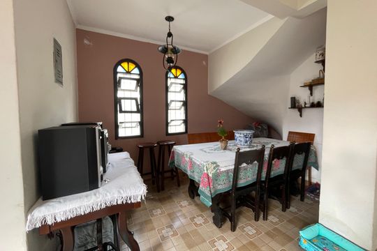 Casa para alugar com 3 quartos, 250m² em Vila Nossa Senhora do Retiro, São Paulo