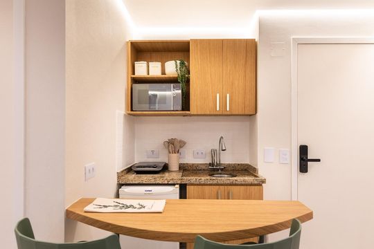 Cozinha de kitnet/studio para alugar com 1 quarto, 27m² em Jardim Paulista, São Paulo