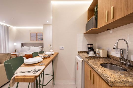Cozinha de kitnet/studio para alugar com 1 quarto, 27m² em Jardim Paulista, São Paulo