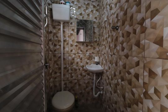 Banheiro de serviço de casa à venda com 4 quartos, 157m² em Vila Nova Manchester, São Paulo