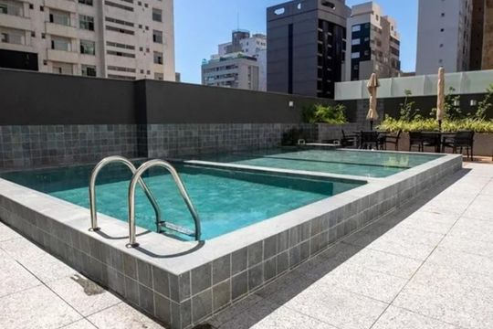 Apartamento à venda com 4 quartos, 131m² em Lourdes, Belo Horizonte