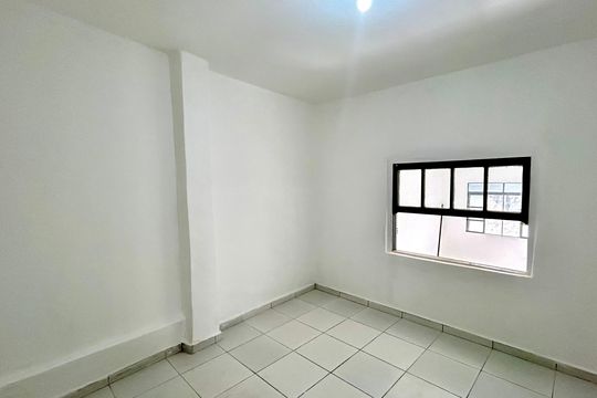 Quarto 2 de casa à venda com 2 quartos, 60m² em Jardim Miriam, Guarulhos
