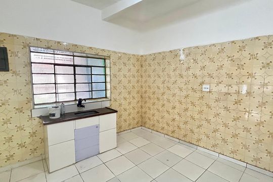 Cozinha de casa à venda com 2 quartos, 60m² em Jardim Miriam, Guarulhos