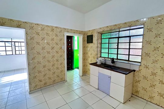 Cozinha de casa à venda com 2 quartos, 60m² em Jardim Miriam, Guarulhos