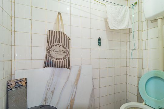 Banheiro - Área de Serviço de casa à venda com 2 quartos, 100m² em Vila Canero, São Paulo