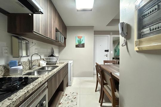 Cozinha  de apartamento para alugar com 2 quartos, 80m² em Lagoa Pequena, Florianópolis