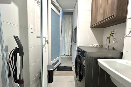 Área de Serviço de apartamento para alugar com 2 quartos, 80m² em Lagoa Pequena, Florianópolis