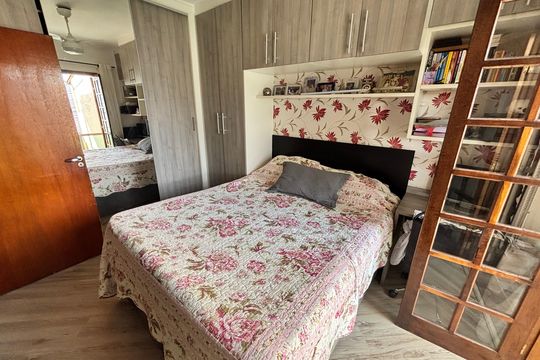 Quarto 2 de casa à venda com 2 quartos, 100m² em Jardim Arize, São Paulo