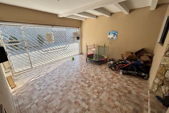 Garagem de casa à venda com 2 quartos, 100m² em Jardim Arize, São Paulo