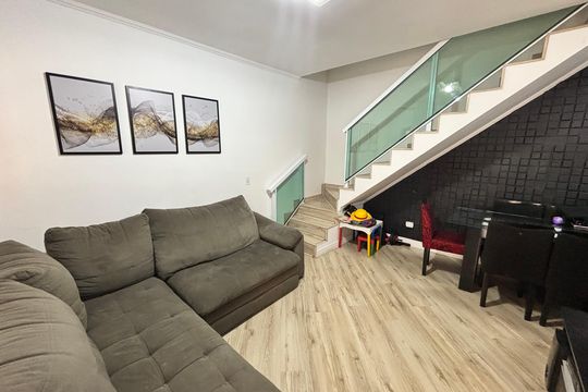 Casa à venda com 2 quartos, 100m² em Jardim Arize, São Paulo