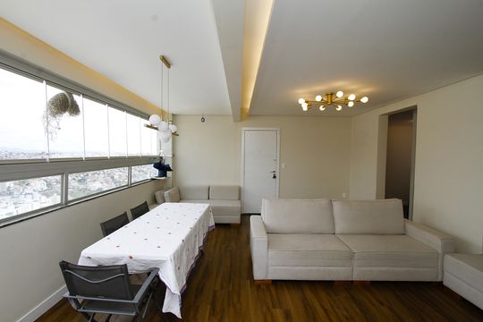 Sala de apartamento à venda com 4 quartos, 124m² em Buritis, Belo Horizonte