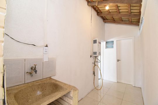 Área de Serviço de casa à venda com 6 quartos, 280m² em Santo Inácio, Curitiba