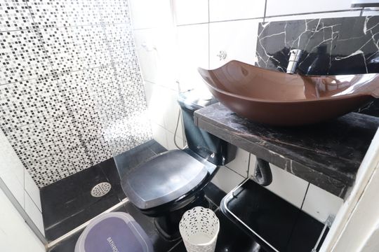 Banheiro Social de casa para alugar com 2 quartos, 100m² em Tubalina, Uberlândia
