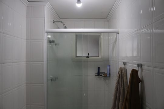 Banheiro 1 de apartamento para alugar com 4 quartos, 132m² em Vila Ipojuca, São Paulo